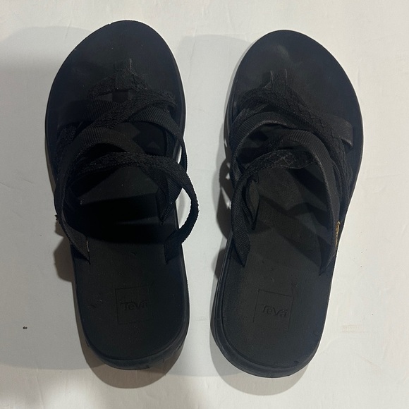 Teva Shoes - Teva Classic Black Strappy thong Sandals slip ons FB1121J lightweight minimalist